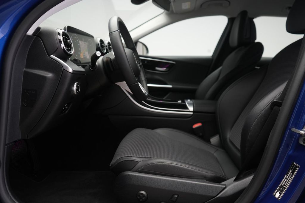 Mercedes-Benz C 220 2024