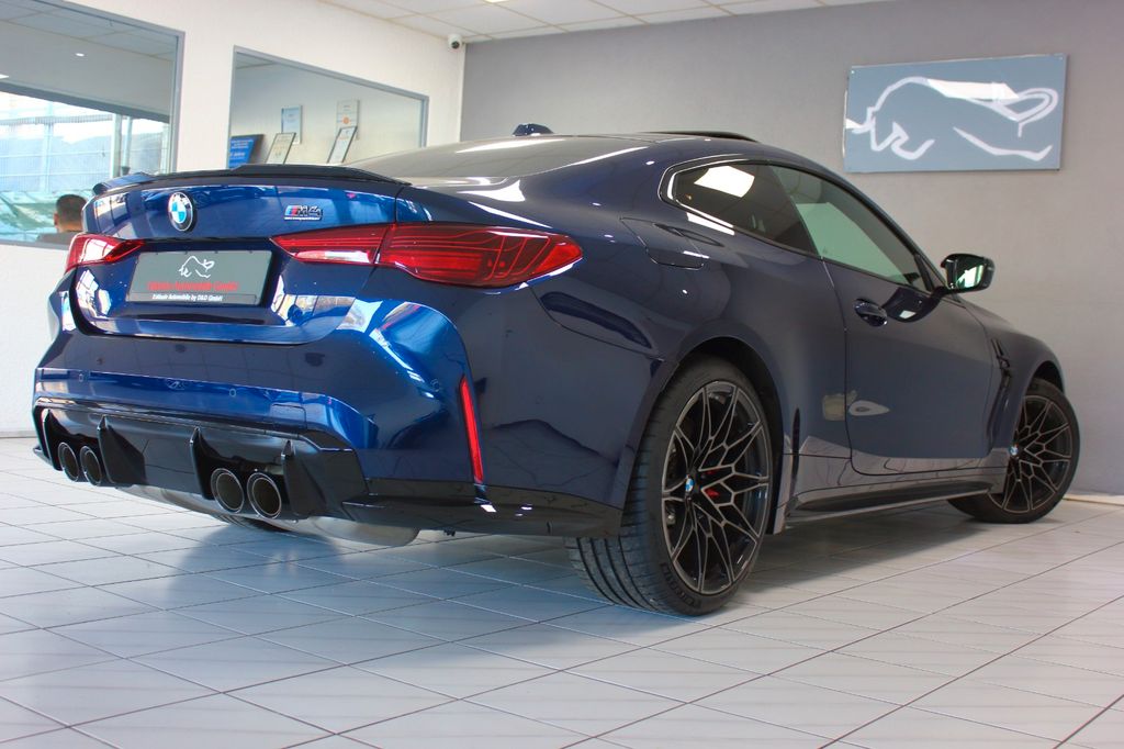 BMW M4 2024