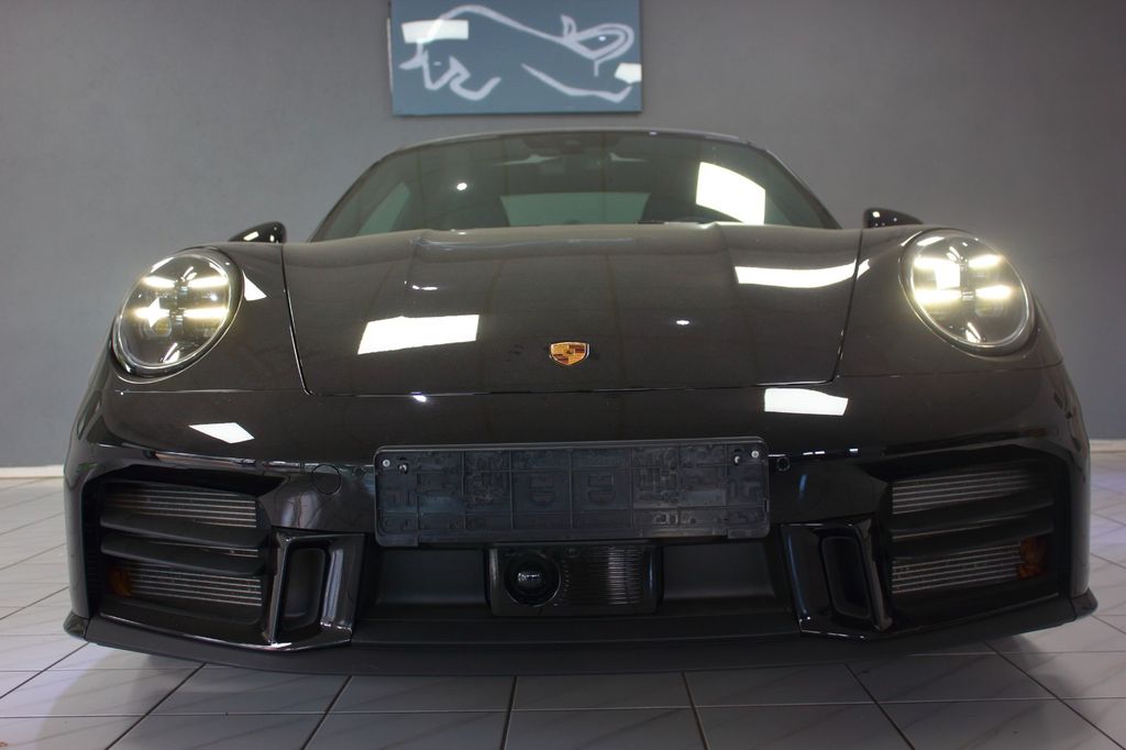 Porsche 992 2024