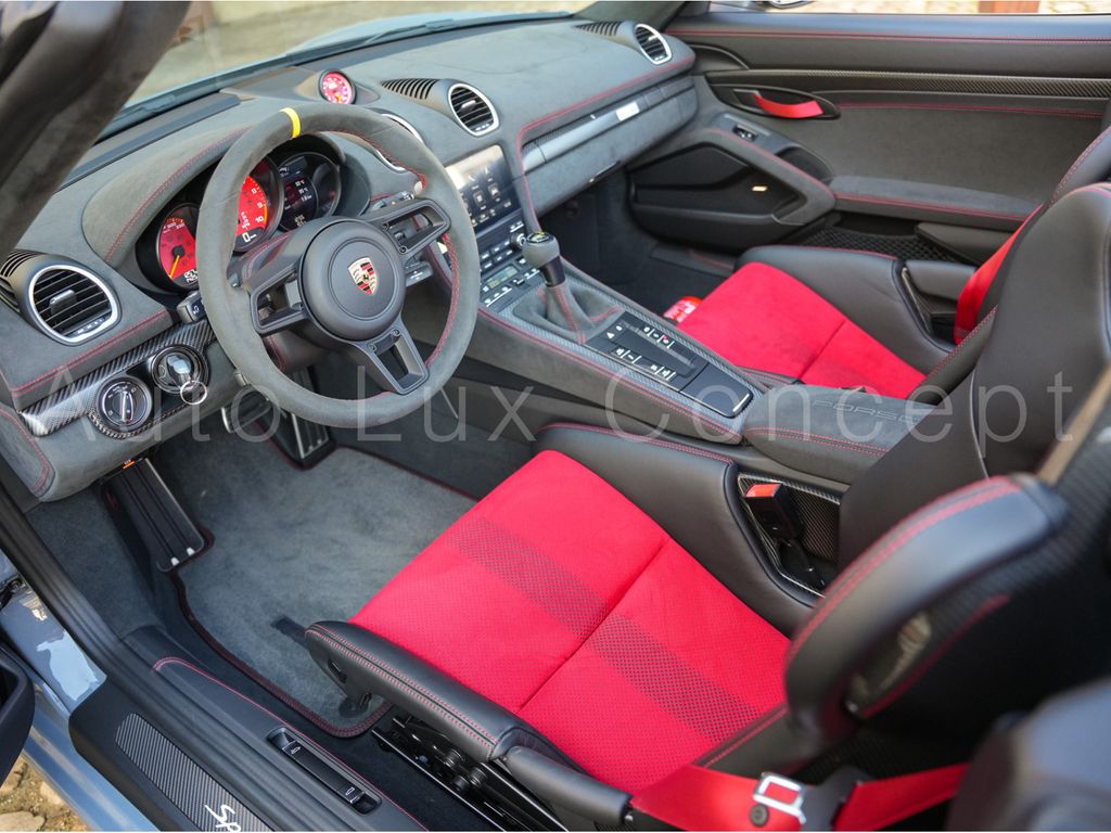 Porsche Boxster 2025