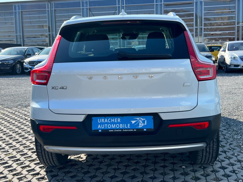 Volvo XC40 2021