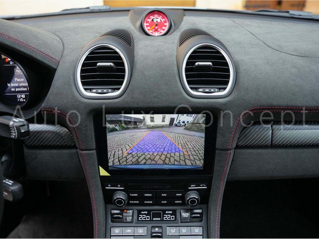 Porsche Boxster 2025