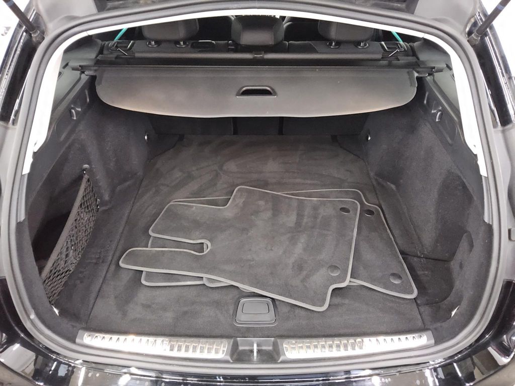 Mercedes-Benz C 220 2023