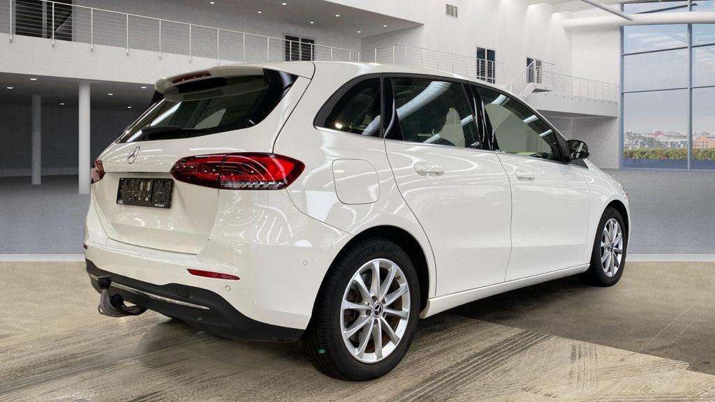 Mercedes-Benz B 250 2022