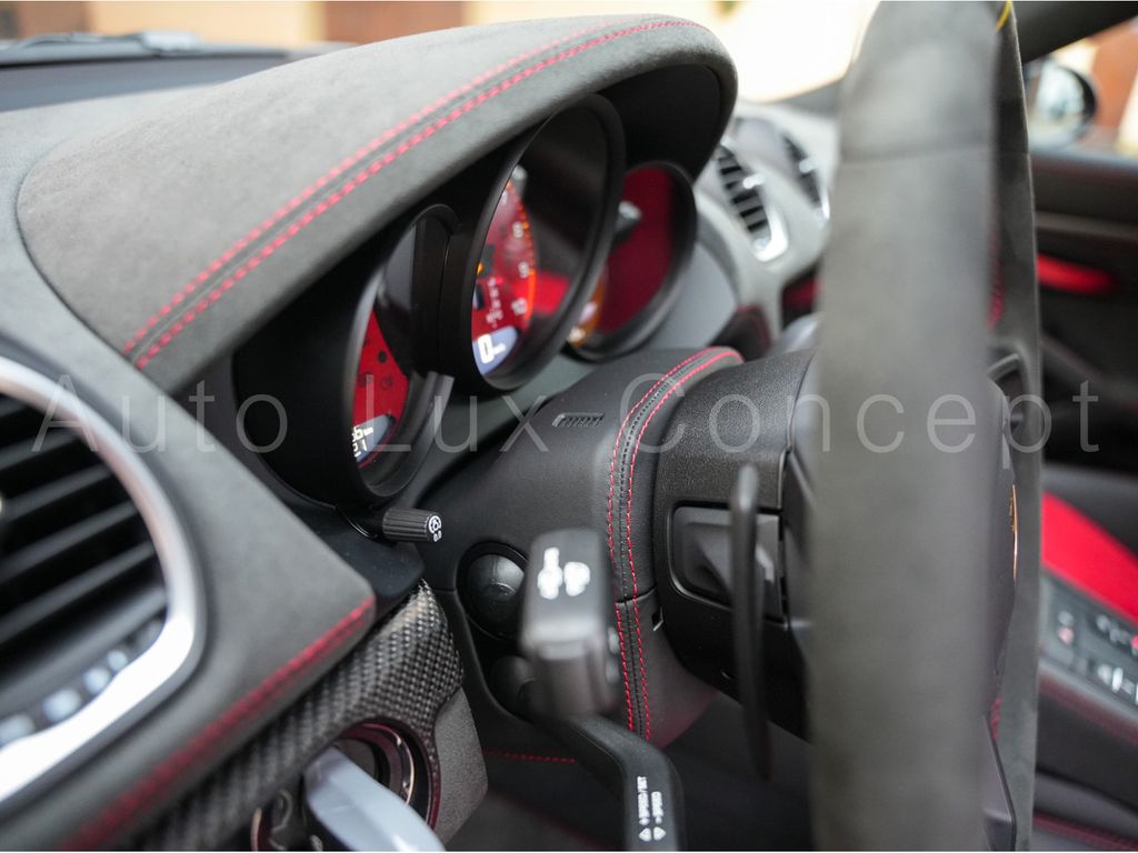 Porsche Boxster 2025