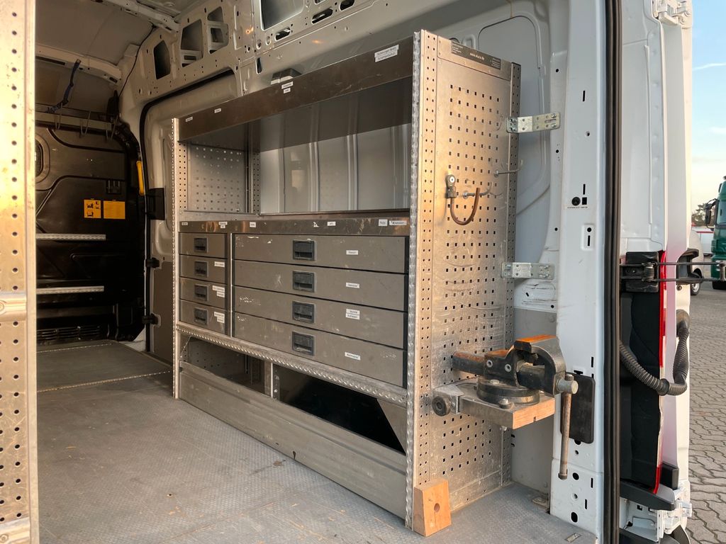 Ford Transit 2019