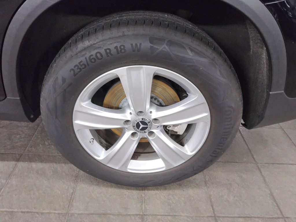 Mercedes-Benz GLC 300 2021