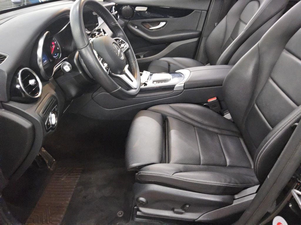 Mercedes-Benz GLC 300 2021