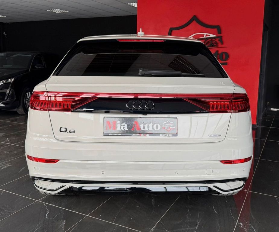 Audi Q8 2022