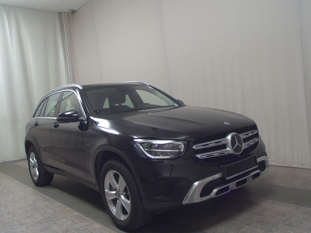 Mercedes-Benz GLC 300 2021