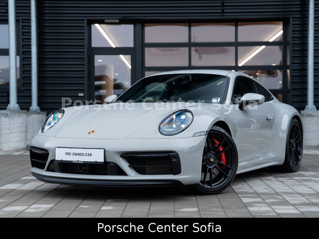 Porsche 911 2023
