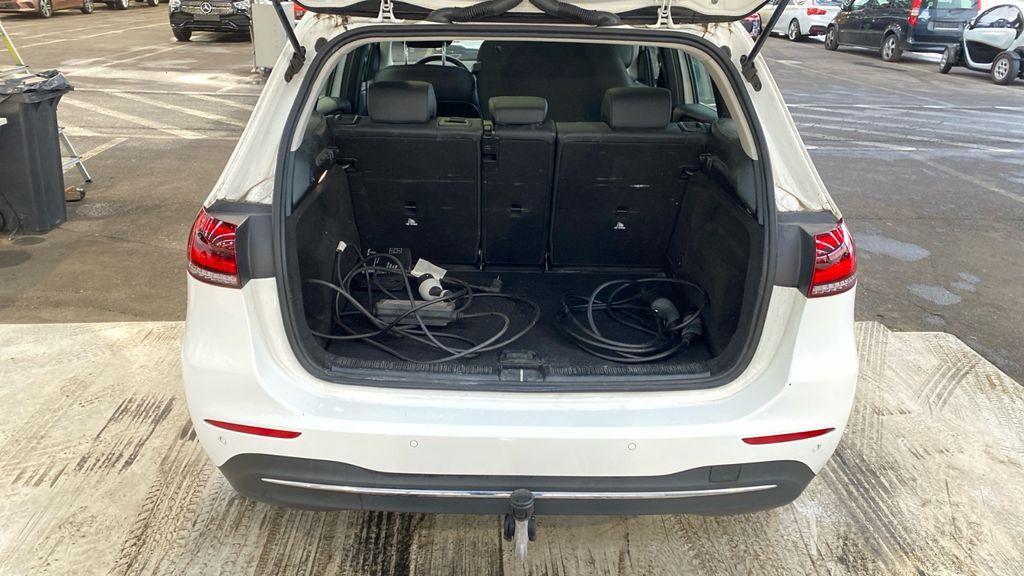 Mercedes-Benz B 250 2022