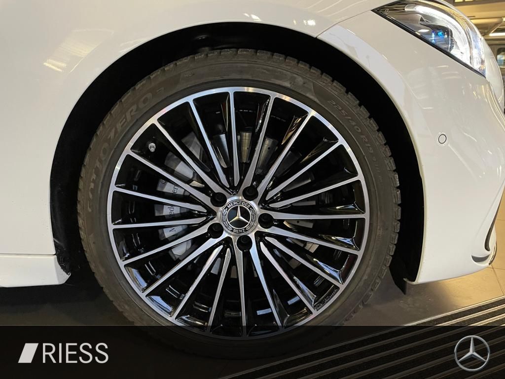 Mercedes-Benz C 220 2026