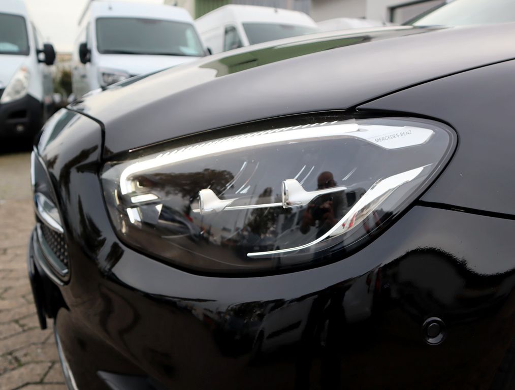 Mercedes-Benz E 220 2021