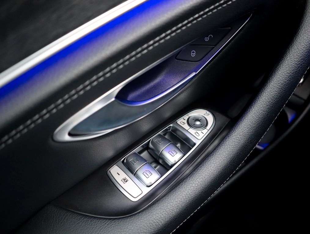 Mercedes-Benz E 220 2021