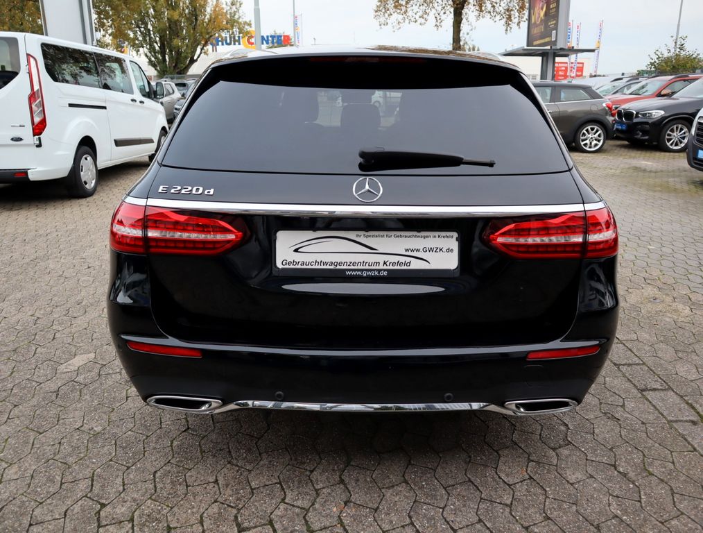 Mercedes-Benz E 220 2021