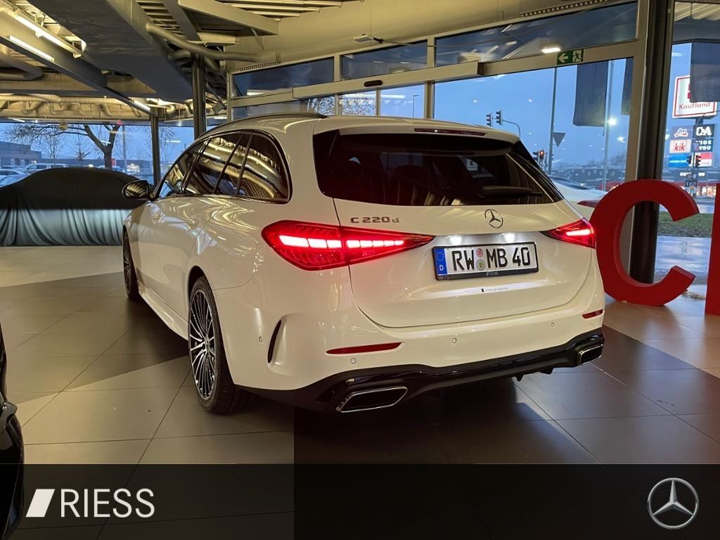 Mercedes-Benz C 220 2026