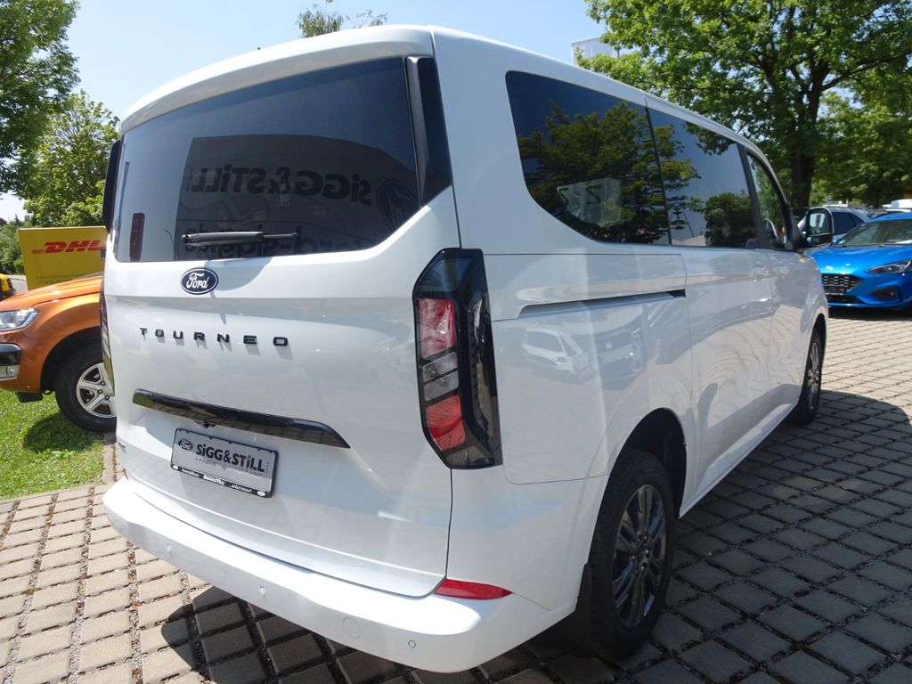 Ford Tourneo Custom 2026