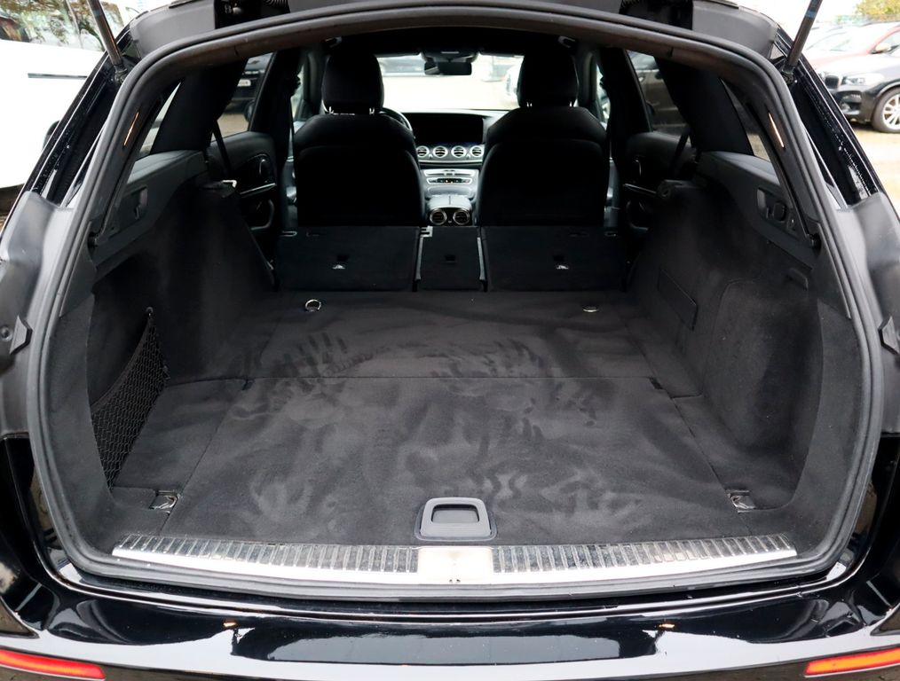 Mercedes-Benz E 220 2021