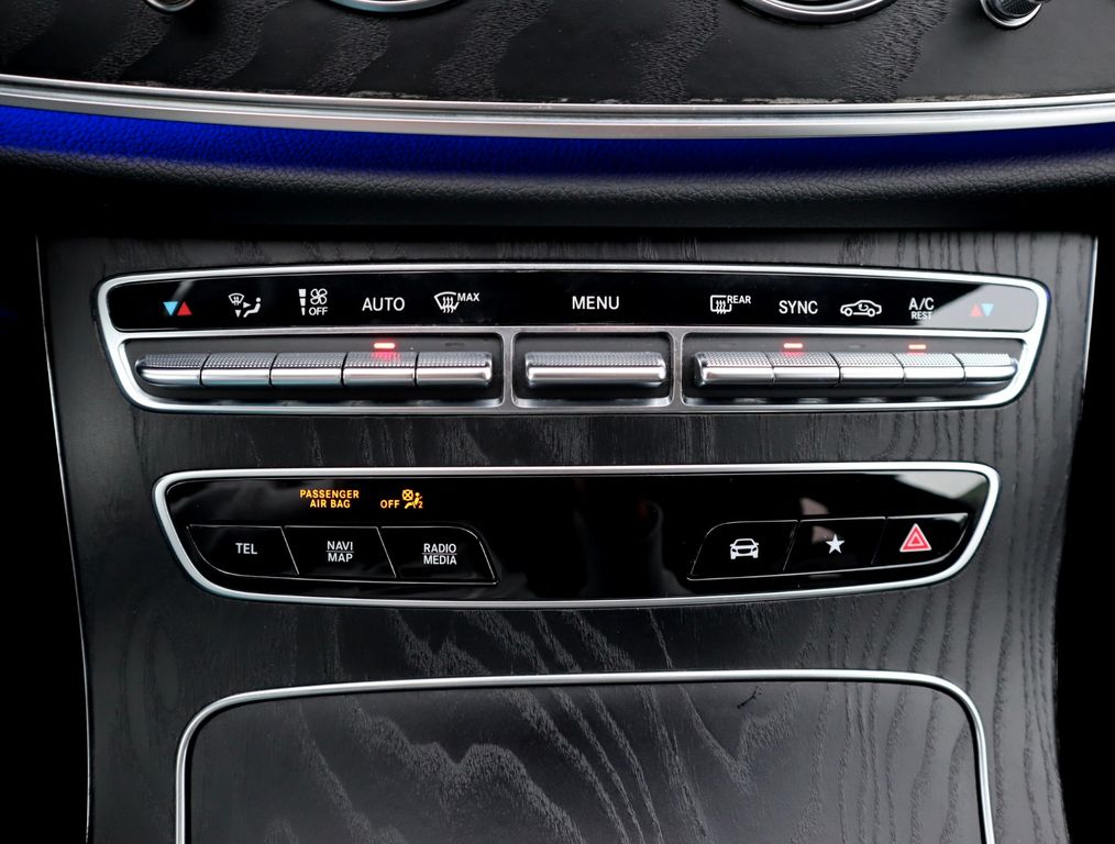 Mercedes-Benz E 220 2021