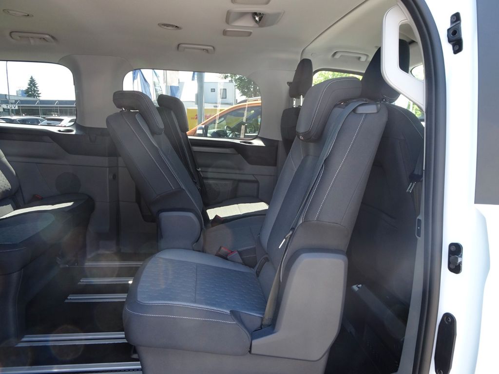 Ford Tourneo Custom 2026