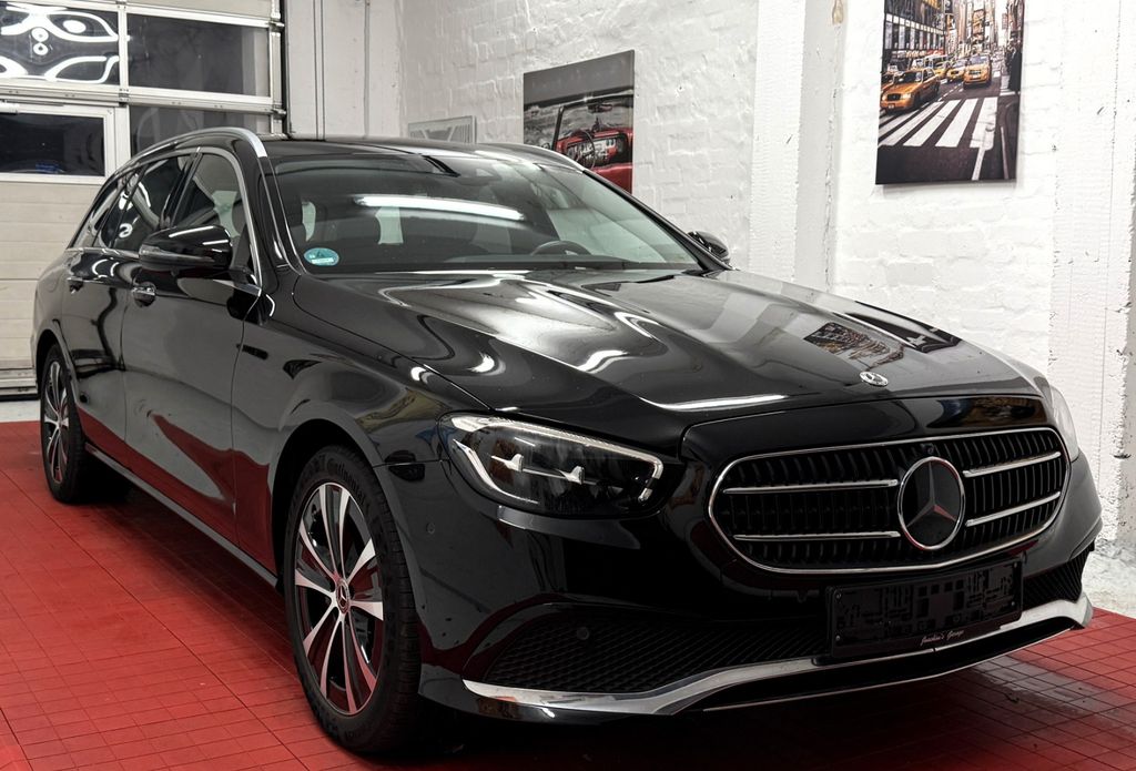 Mercedes-Benz E 300 2022