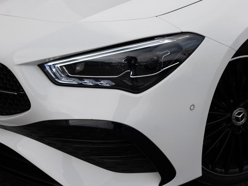 Mercedes-Benz CLA 220 2025