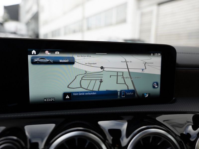 Mercedes-Benz CLA 220 2025