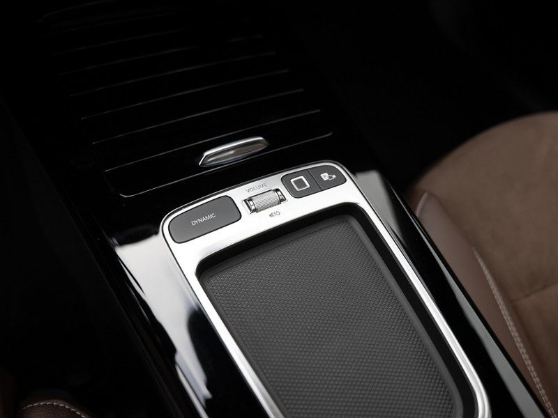 Mercedes-Benz CLA 220 2025