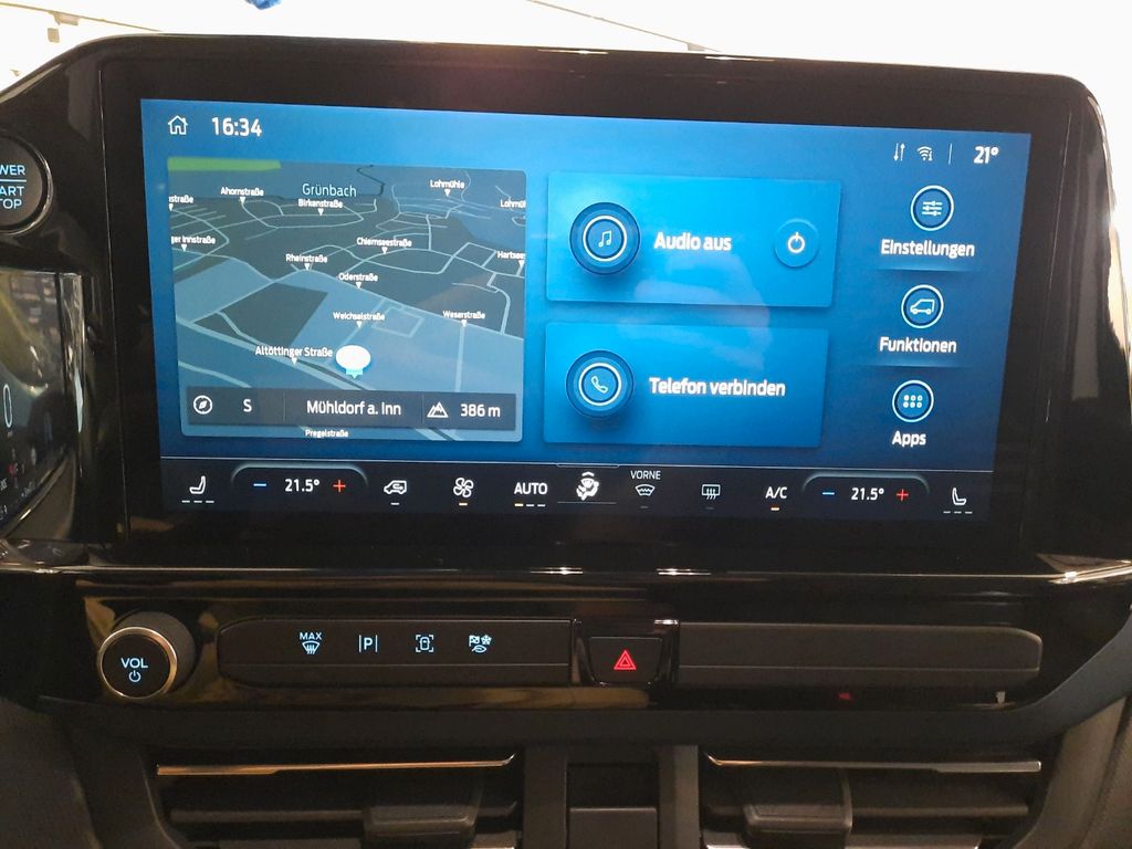 Ford Tourneo Custom 2025