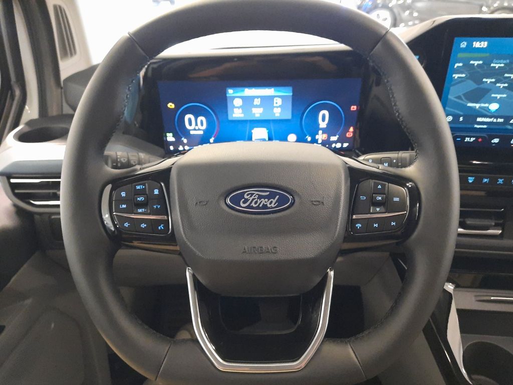Ford Tourneo Custom 2025