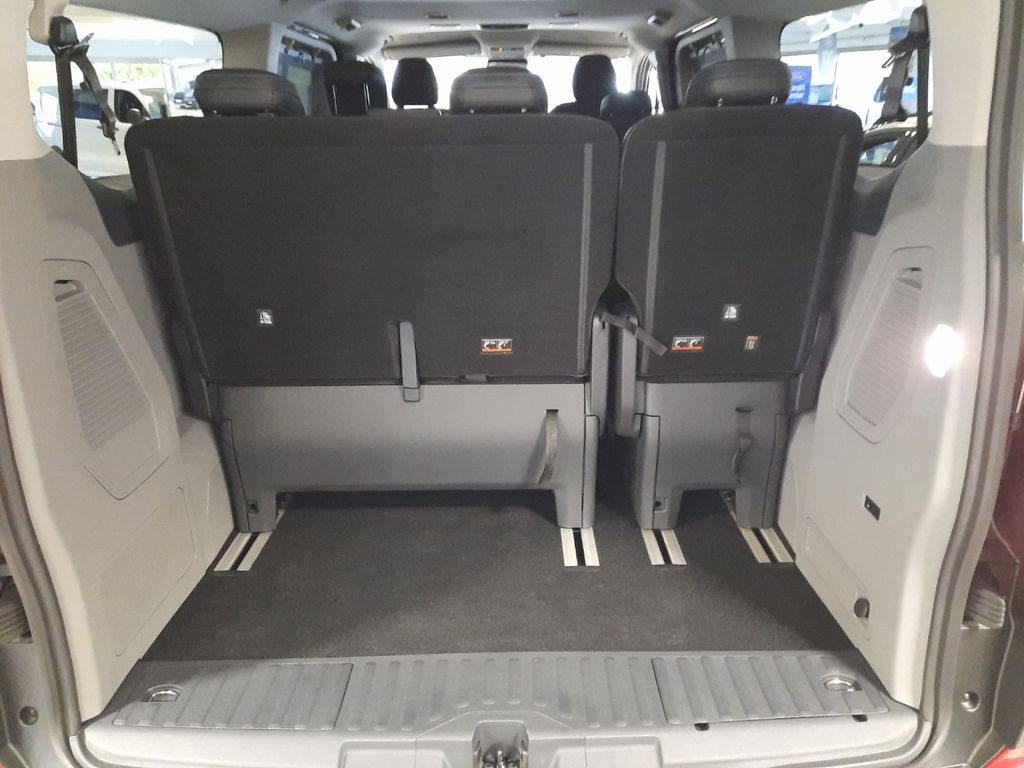 Ford Tourneo Custom 2025