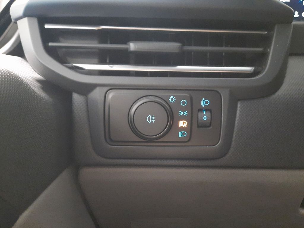 Ford Tourneo Custom 2025