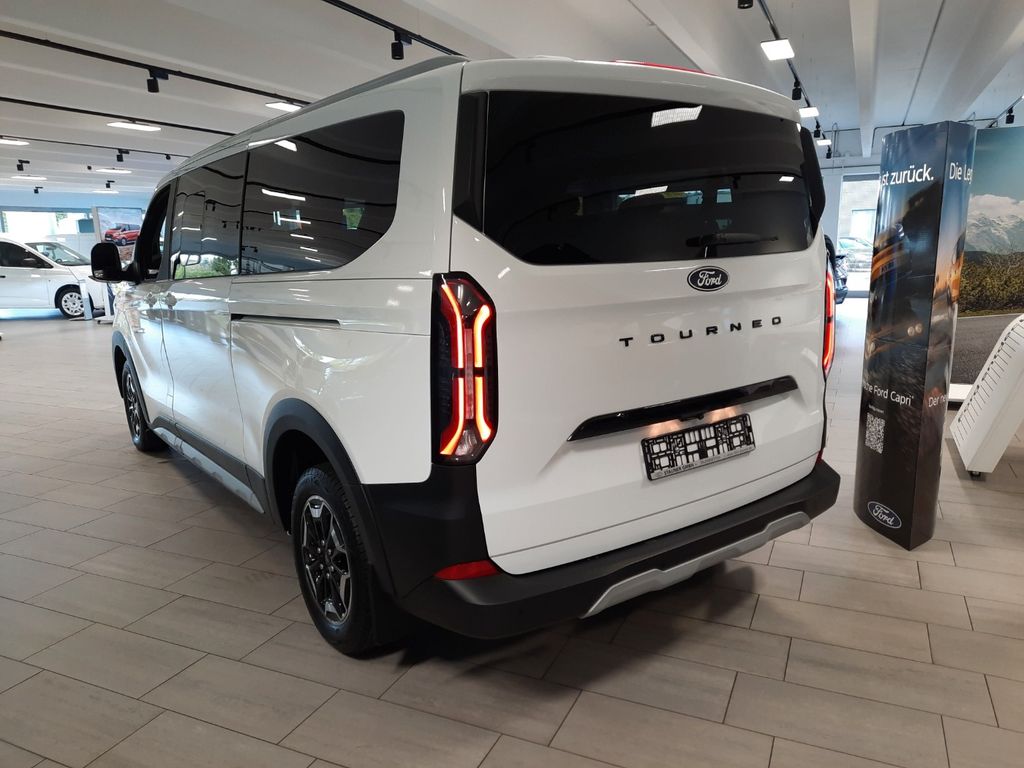 Ford Tourneo Custom 2025