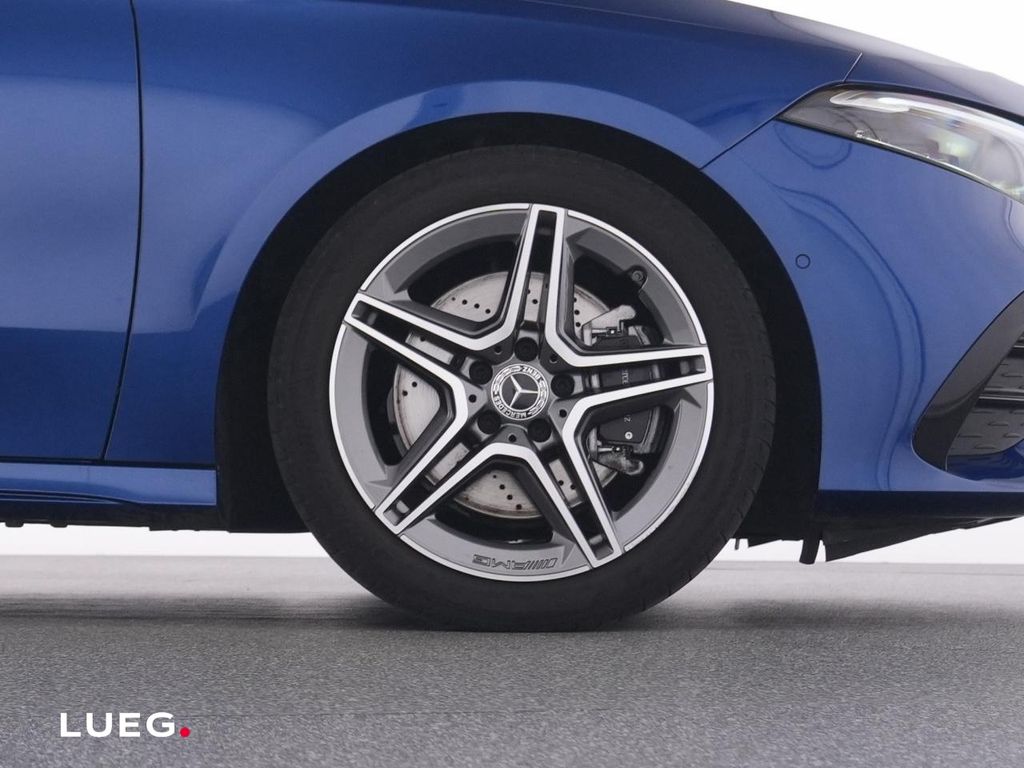Mercedes-Benz A 220 2024