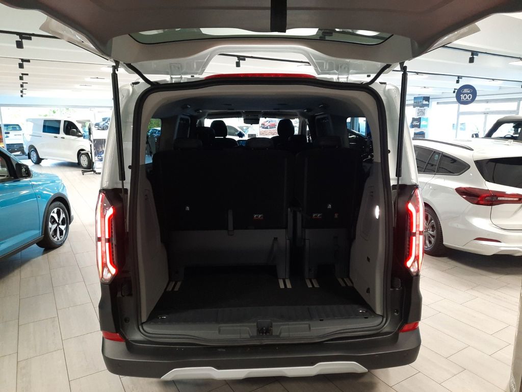 Ford Tourneo Custom 2025