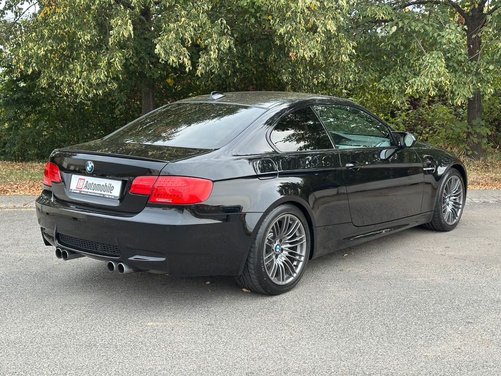 BMW M3 2012