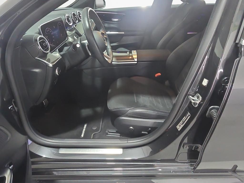 Mercedes-Benz C 300 2025