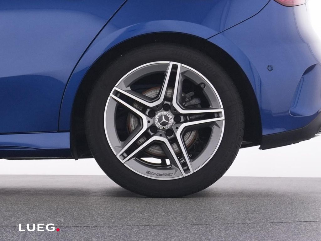 Mercedes-Benz A 220 2024