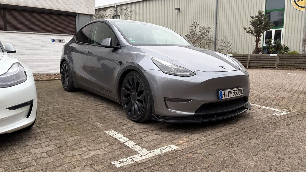 Tesla Model Y 2022