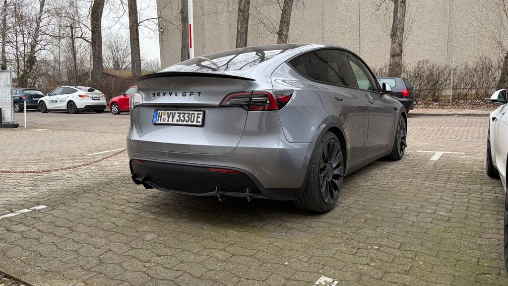 Tesla Model Y 2022