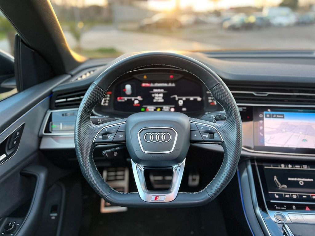 Audi Q8 2024