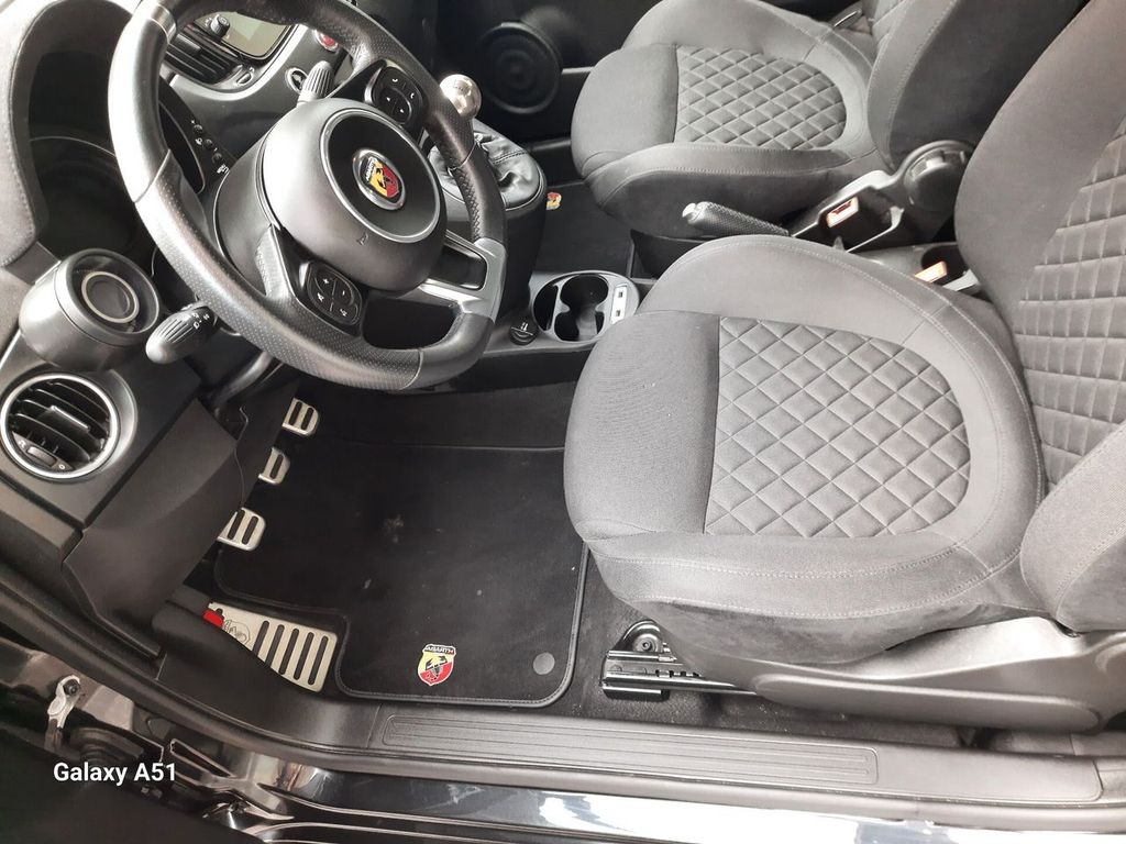 Abarth 595 2023