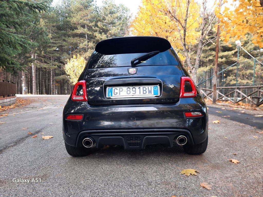 Abarth 595 2023