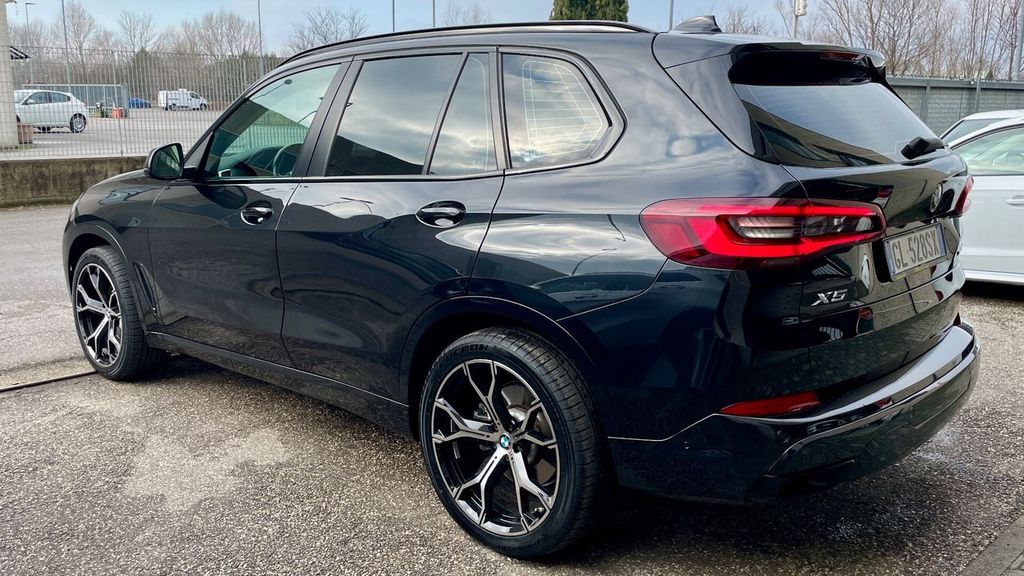 BMW X5 2022