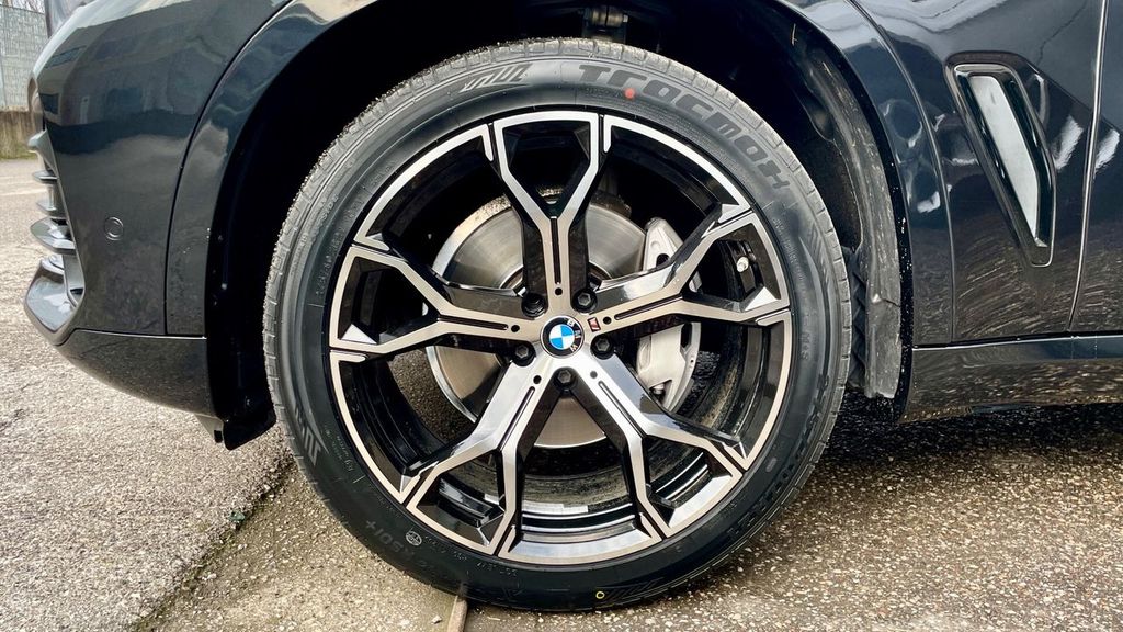 BMW X5 2022