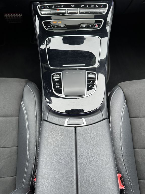 Mercedes-Benz E 300 2021