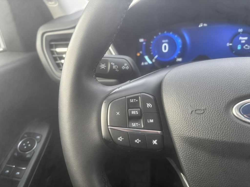 Ford Kuga 2021