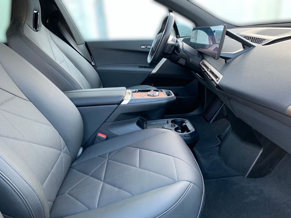 BMW iX 2023