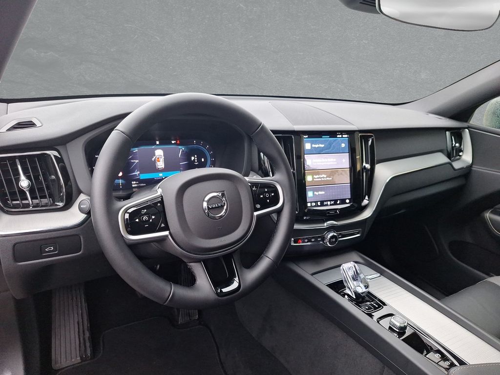 Volvo XC60 2025